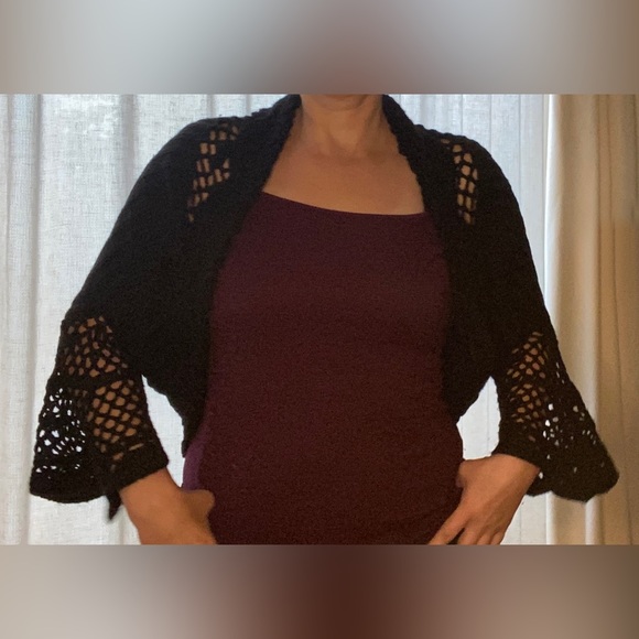 Necessary Objects Black Shrug - Picture 3 of 10